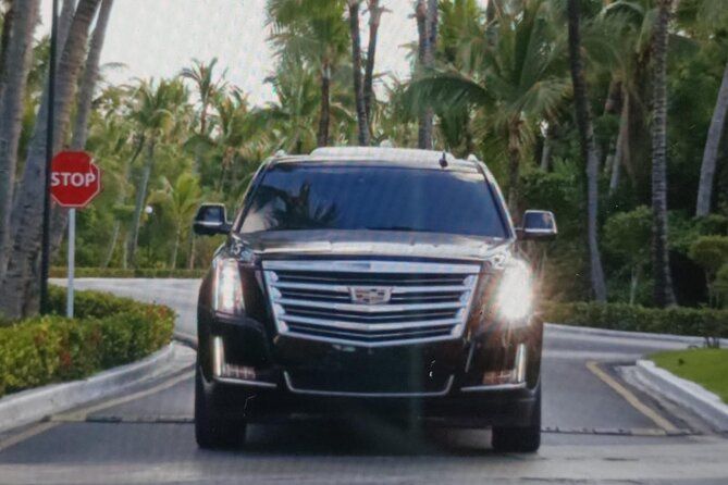 traslado privado SUBURBAN/CADILLAC round trip PUNTACANA-UVEROALTO