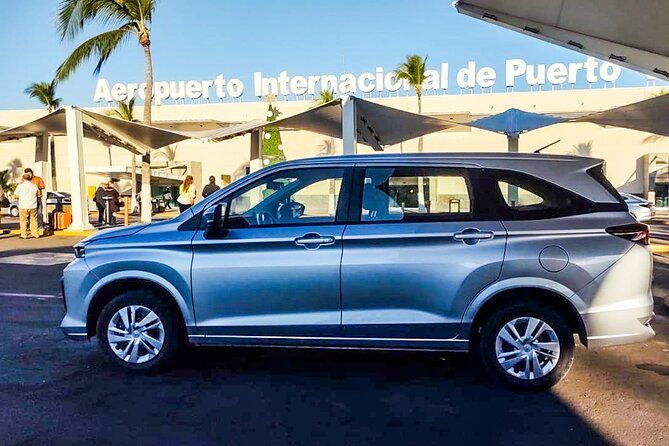 Airport Pickup in Puerto Vallarta: Private Round Trip of 22km