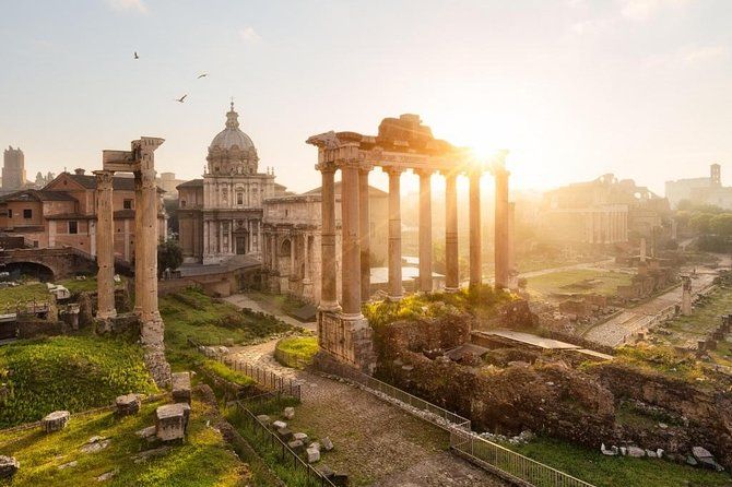 Colosseum and roman forum admissions with private tour guide