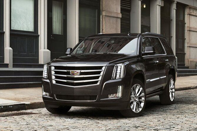 Private Transfer Chicago Airport to Chicago by Luxury Car or SUV