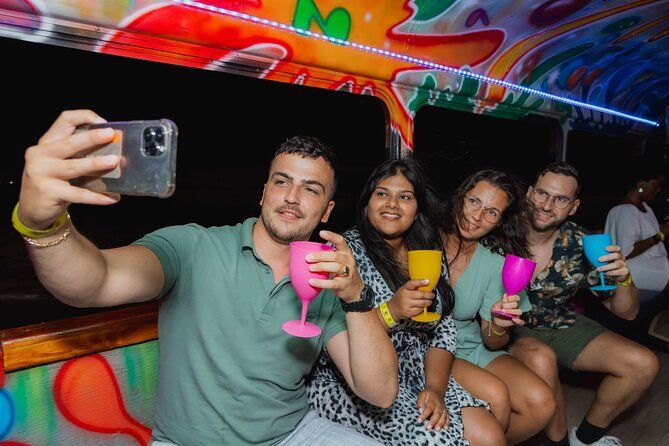 Private Nightlife Party Bus Tour, Free Cocktails, Live DJ & Host