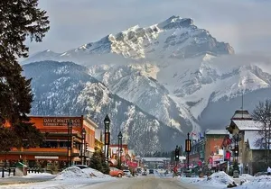 Banff, Lake Louise & Yoho National Parks 2-Day Tour