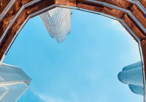 Secrets of Hudson Yards: Surrounding The Edge