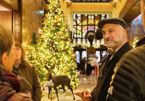 Vancouver Holiday History and Hot Chocolate Tour