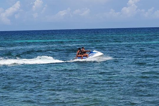 Jetskiing in montego bay from montego bay resorts