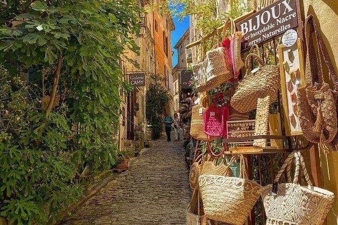 Private tour of the villages of Luberon Gordes Roussillon Sénanque