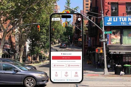 Joan Didion's Manhattan Life: Self-Guided Audio Tour in New York