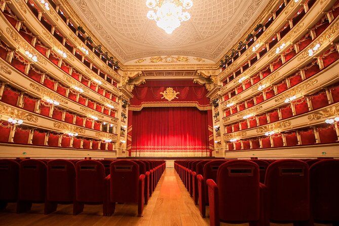 Visit to La Scala Milanese Theater and Culture + Ebook