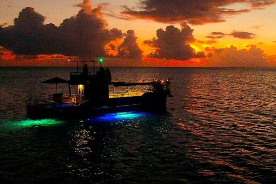 Underwater excursion to Bora Bora