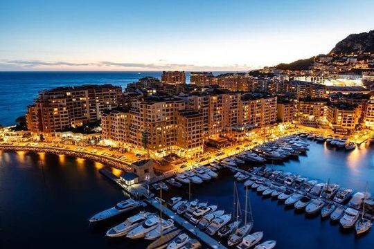 Evening Tour from Cannes to Nice with Scenic Photo Stops