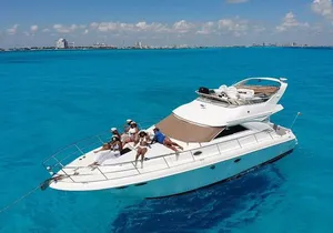 Private Yacht SeaRay 46ft Cancun 25P17