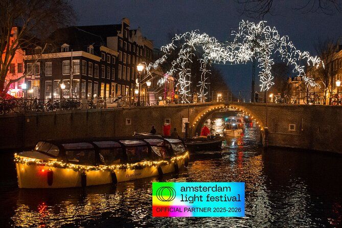 Amsterdam Light Festival: Canal Cruise + Snack & Unlimited Drinks