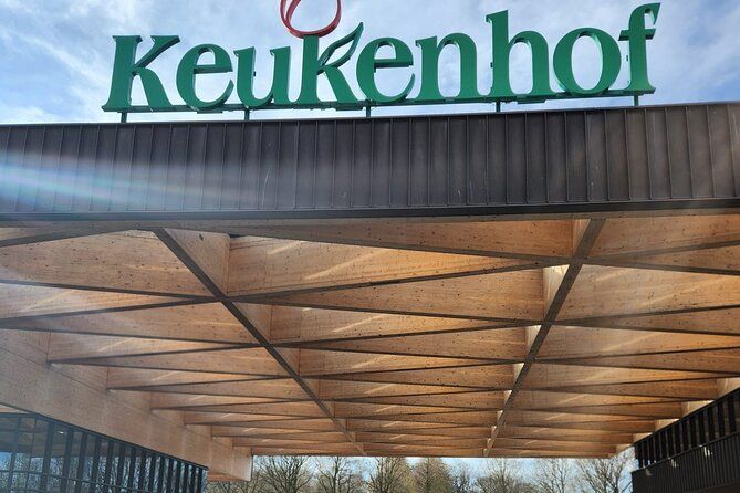 Amsterdam to Keukenhof Garden And Zaanseschans Windmills