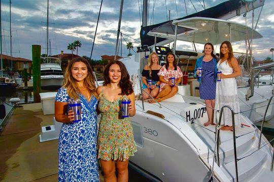 Nights of Lights Sailboat Tour at St Augustine Sailing