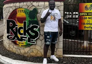 Private Bamboo Rafting and Rick's Cafe with Transportation