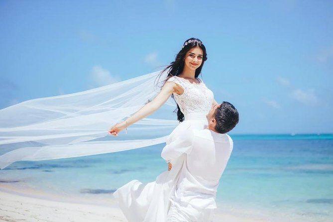 Private Photo Session with a Local Photographer in Punta Cana