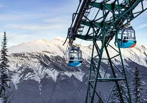 Banff Winter Tour Featuring Mountaintop Dinner and Banff Gondola