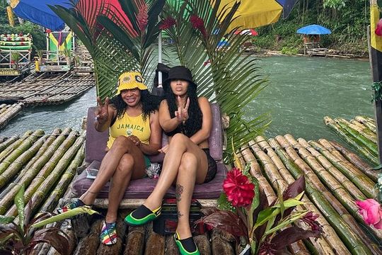 Private Bamboo Rafting with Foot Massage and Souvenirs Shopping