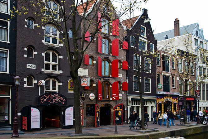 Private Bruges 3.5-Hour Guided Bike Tour: Discover Hidden Gems
