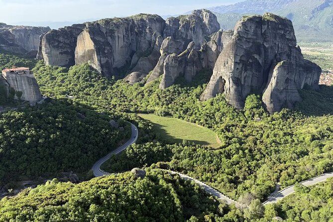 Meteora Monasteries Private Scenic Tour with Sunset Overlook