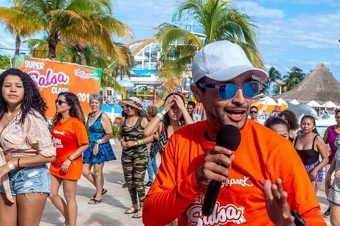 Salsa lessons playa del carmen or Bachata Dance