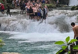 Nature Blue Hole Eco Attraction Experience