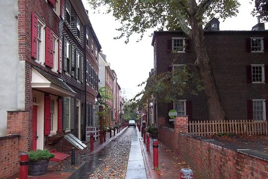 Philadelphia - Freedom: At your leisure & pace. An audiovisual walking tour.