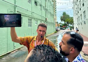 Miami Beach Crime & Scandals Walk Tour with Crime Buff (Private)