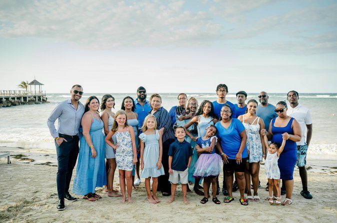 Private Photo Session with a Local Photographer in Jamaica