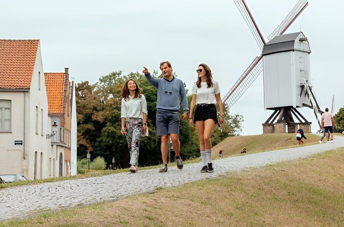 Private Bruges 3.5-Hour Guided Bike Tour: Discover Hidden Gems
