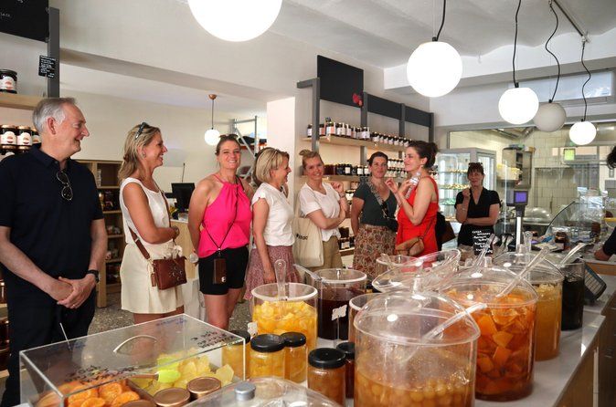 Food Tour with a Local Chef: Markets, Tastings & Lunch