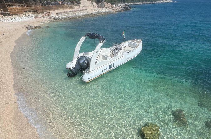 Sarandë: Small-Group Boat Tour with Surprise Extra Stop
