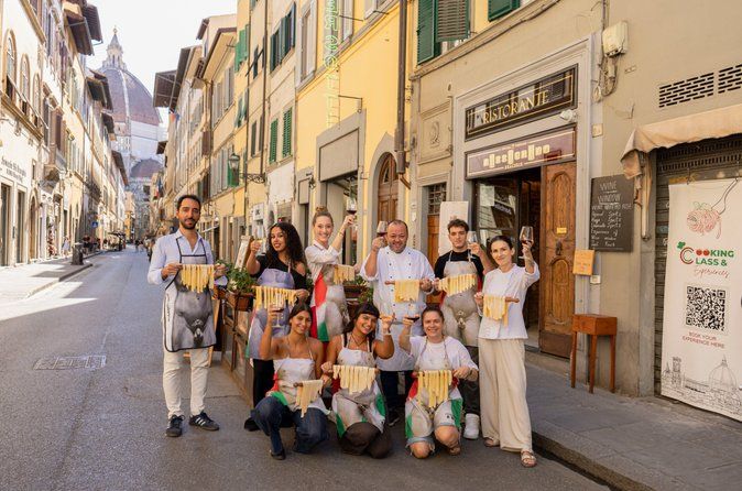 Florence Pasta & Tiramisu Cooking Class with Unlimited Wine