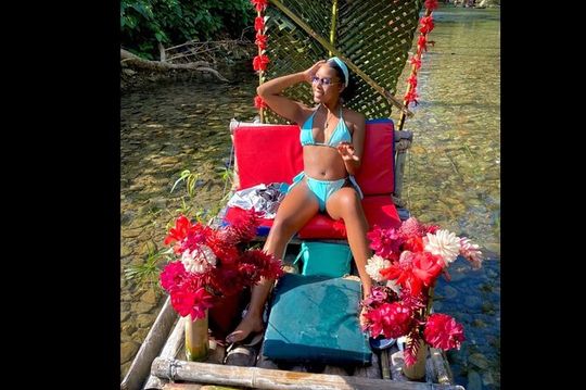 Bamboo Rafting Adventure with Limestone Massage in Montego Bay