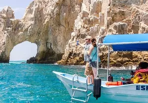 Cabo Glass-Bottom Boat – Arch, Marine Life & Scenic Views