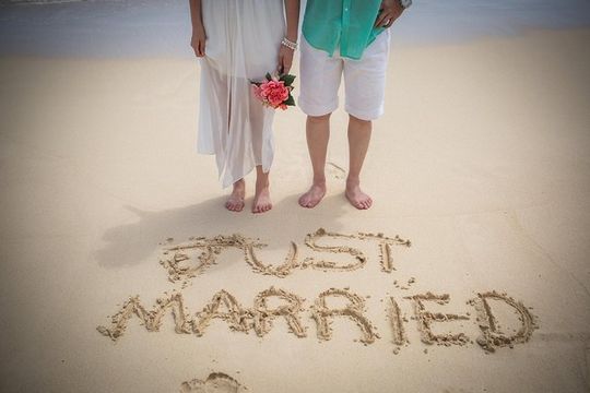 Hawaii Wedding - Aloha Beach Wedding and Photo Session