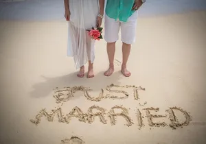 Hawaii Wedding - Aloha Beach Wedding and Photo Session