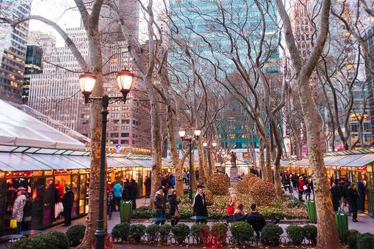 New York City Christmas Holiday Lights and Markets Walking Tour