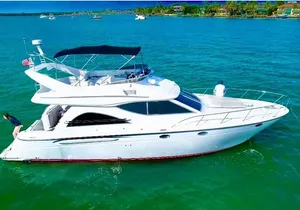 70ft + Free Hour | Miami Yacht Rental | 3 to 8 Hours | 13 ppl