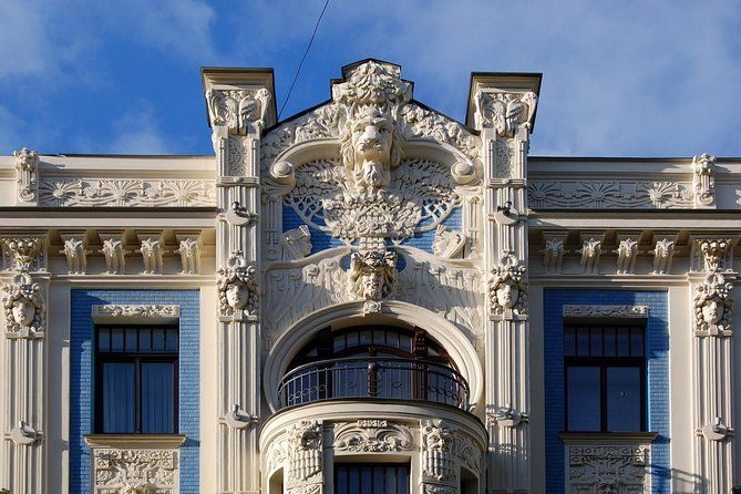 Small Group Art Nouveau walking tour 2h