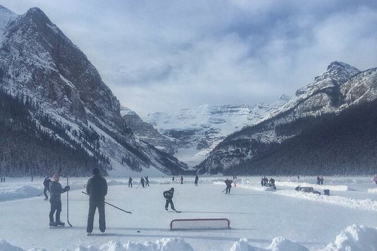 Lake Louise: Frozen Wonderland