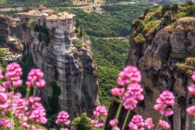 Delphi & Meteora 2 Day Private Tour With 4* Hotel Included