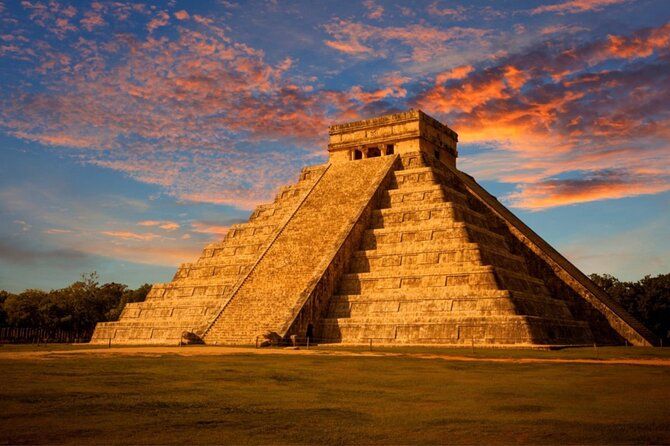 Chichen Itzá Tour with Saamal cenote Experience and Valladolid
