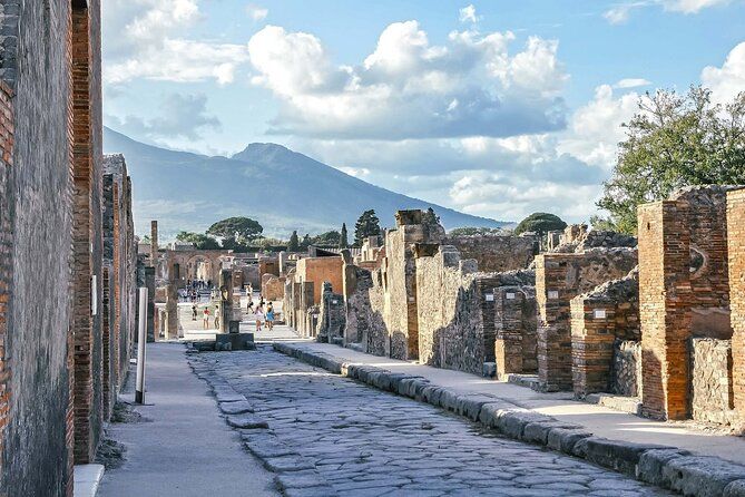 Pompeii Ruins & Amalfi Coast: Ravello and Vietri Day Tour