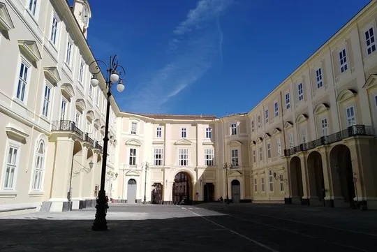 Royal Portici Experience: Palace Tour & Neapolitan Cooking Class