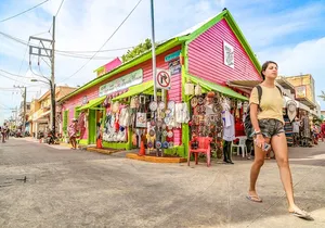 Isla Mujeres Catamaran tour with Open Bar, Lunch and Snorkeling