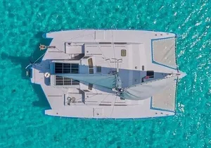 Private Catamaran Tour to Isla Mujeres