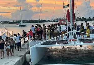 4-Hour Catamaran Party Cruise with Open Bar from Montego Bay