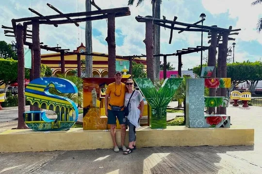Cenotes, Historic Haciendas & Mayan Honey Tasting in Seyé Tour