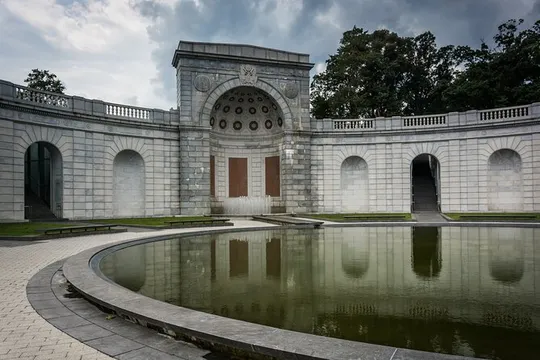 Self Guided Walking Tour of Arlington National Cemetery GPS App